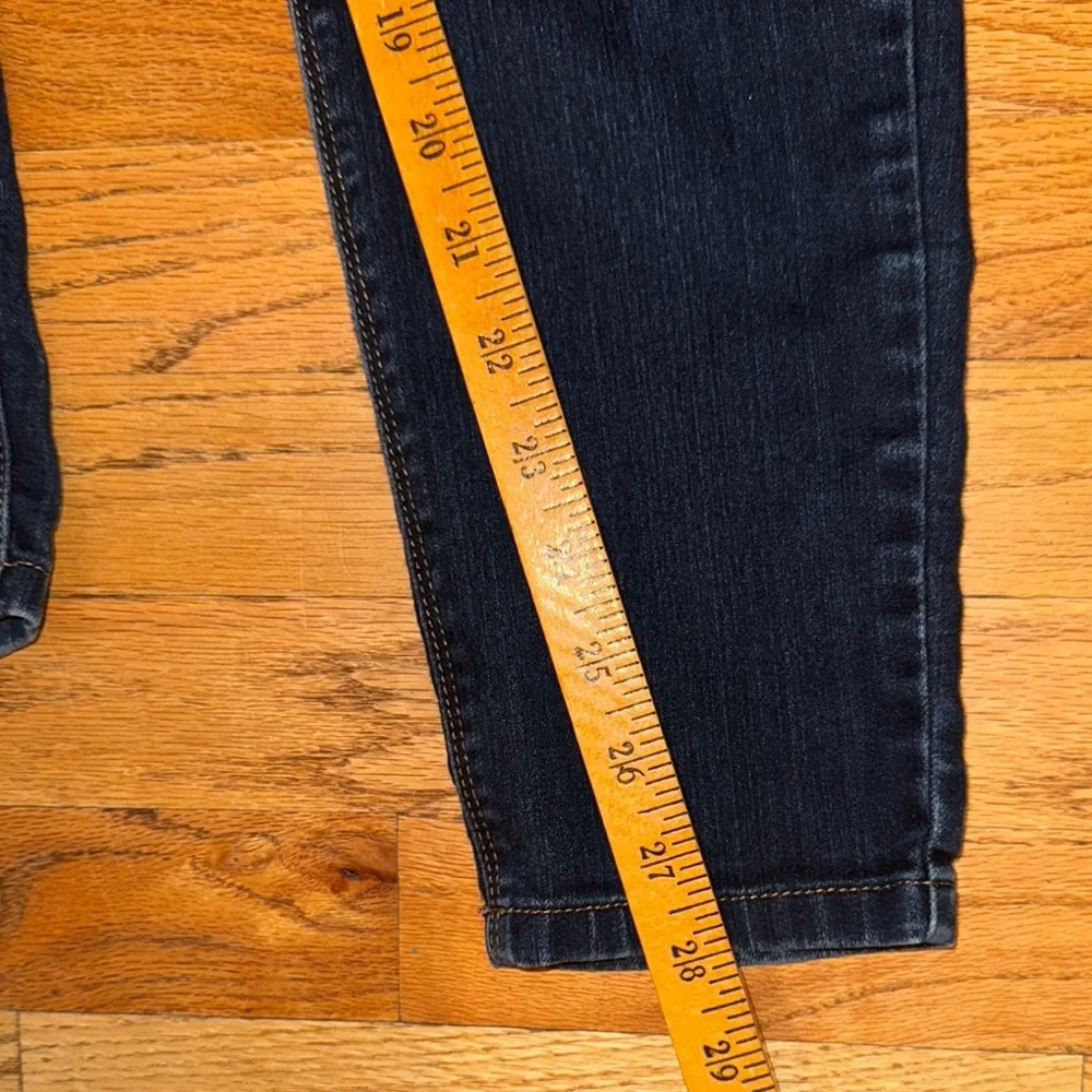 White House Black Market Skinny‎ Jeans Dark Blue size XS